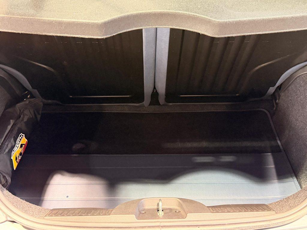 Abarth 695 1.4 T-Jet Rivale MTA