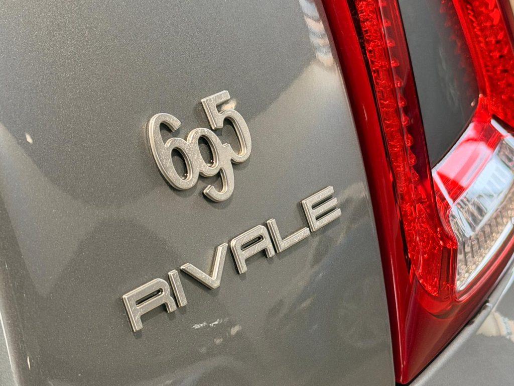 Abarth 695 1.4 T-Jet Rivale MTA