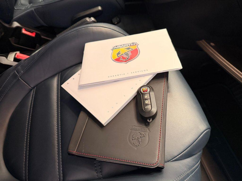 Abarth 695 1.4 T-Jet Rivale MTA